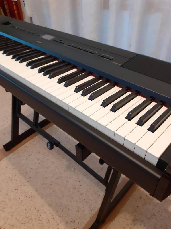 Piano Numérique Yamaha P525 - 88 Notes